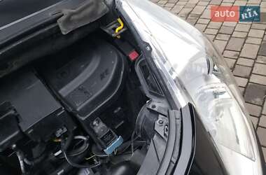 Внедорожник / Кроссовер Peugeot 3008 2010 в 
