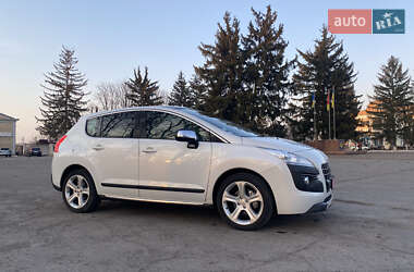 Позашляховик / Кросовер Peugeot 3008 2012 в Новоархангельську