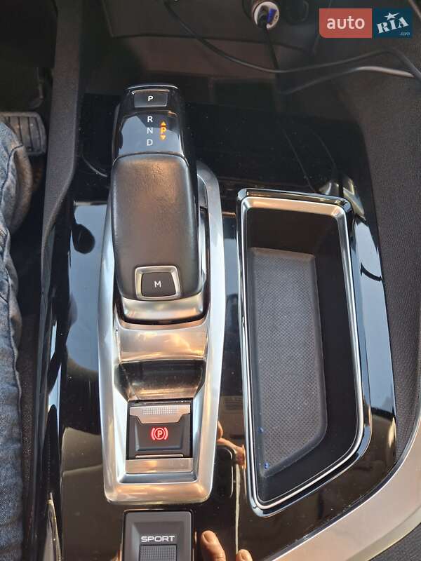 Позашляховик / Кросовер Peugeot 3008 2018 в Львові