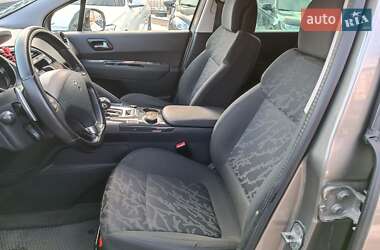 Внедорожник / Кроссовер Peugeot 3008 2012 в 