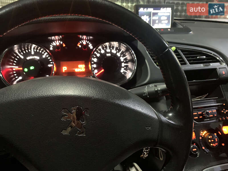 Позашляховик / Кросовер Peugeot 3008 2015 в Кременчуці