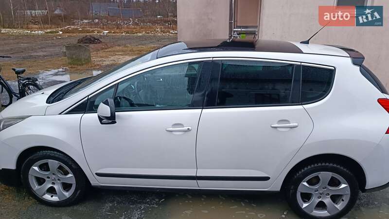 Позашляховик / Кросовер Peugeot 3008 2010 в Рокитному