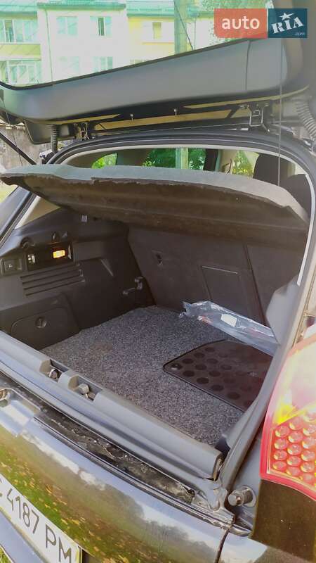Позашляховик / Кросовер Peugeot 3008 2009 в Львові