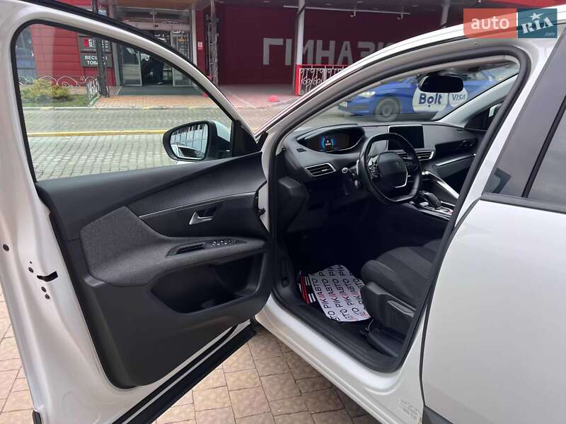 Позашляховик / Кросовер Peugeot 3008 2019 в Львові