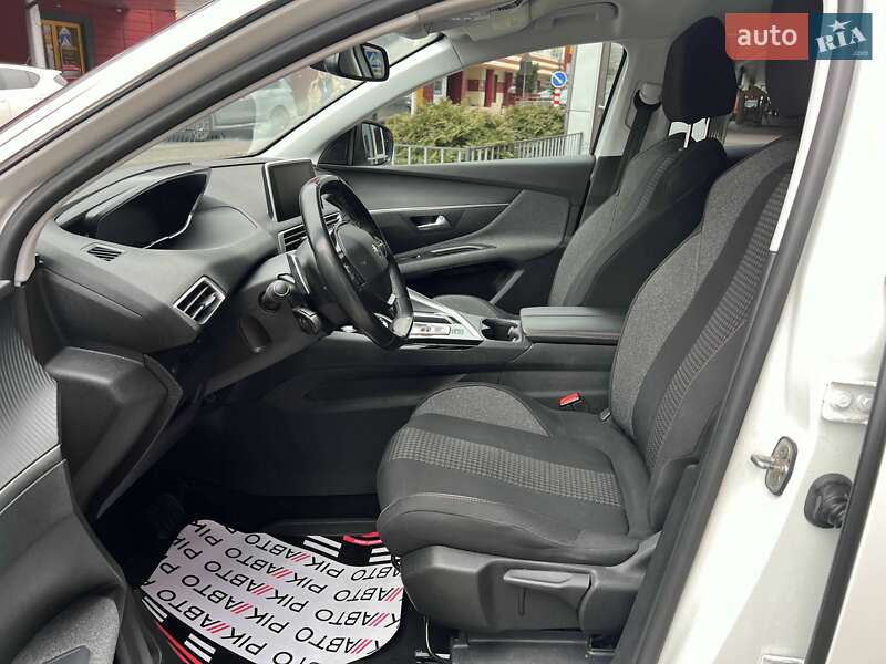Позашляховик / Кросовер Peugeot 3008 2019 в Львові
