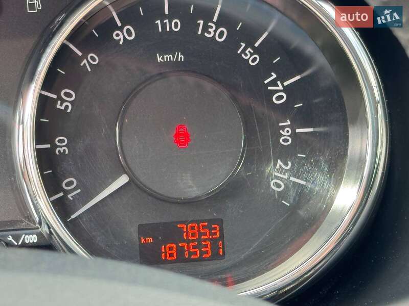 Внедорожник / Кроссовер Peugeot 3008 2015 в Львове