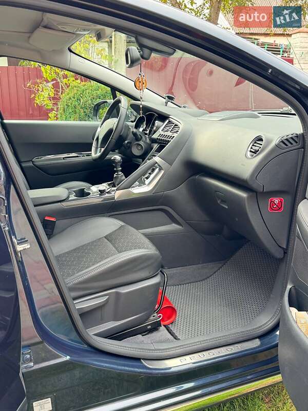 Внедорожник / Кроссовер Peugeot 3008 2015 в Львове