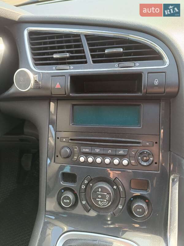 Внедорожник / Кроссовер Peugeot 3008 2012 в Ивано-Франковске