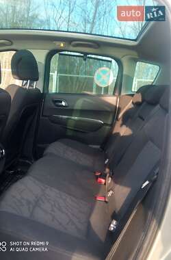 Внедорожник / Кроссовер Peugeot 3008 2009 в 
