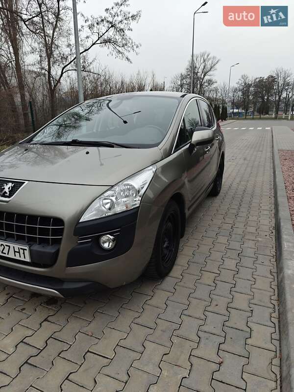 Peugeot 3008 2013
