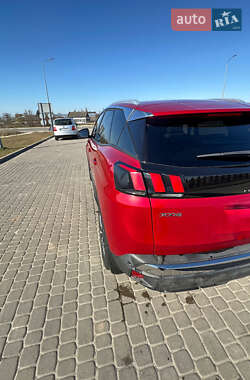 Внедорожник / Кроссовер Peugeot 3008 2017 в 
