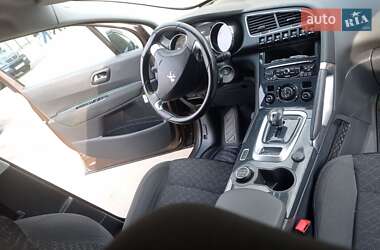 Позашляховик / Кросовер Peugeot 3008 2014 в 