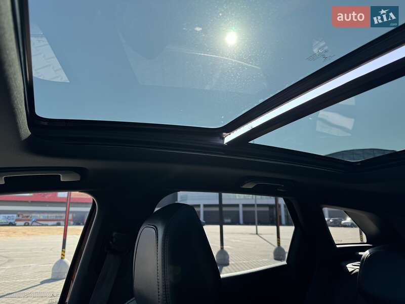 Позашляховик / Кросовер Peugeot 3008 2017 в Києві фото 46 Позашляховик / Кросовер Peugeot 3008 2017 в Києві