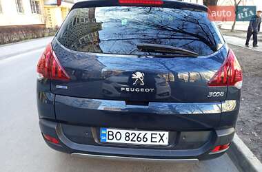 Позашляховик / Кросовер Peugeot 3008 2015 в 