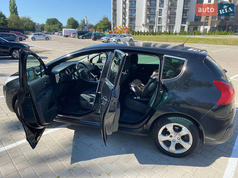 Внедорожник / Кроссовер Peugeot 3008 2012 в Луцке