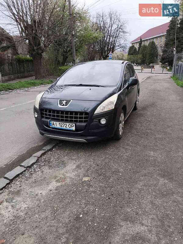 Позашляховик / Кросовер Peugeot 3008 2012 в Ужгороді