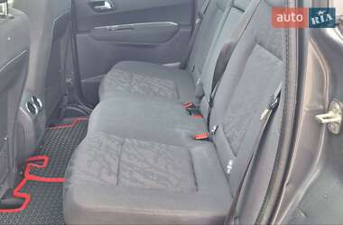 Позашляховик / Кросовер Peugeot 3008 2012 в 