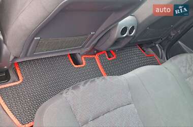 Позашляховик / Кросовер Peugeot 3008 2012 в 