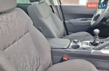 Позашляховик / Кросовер Peugeot 3008 2012 в 
