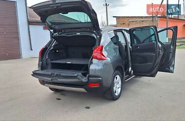 Позашляховик / Кросовер Peugeot 3008 2012 в 
