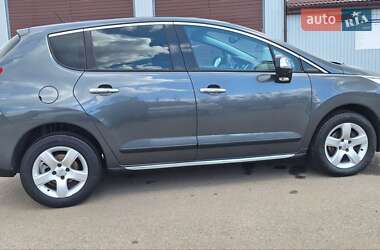 Позашляховик / Кросовер Peugeot 3008 2012 в 