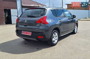 Позашляховик / Кросовер Peugeot 3008 2012 в 