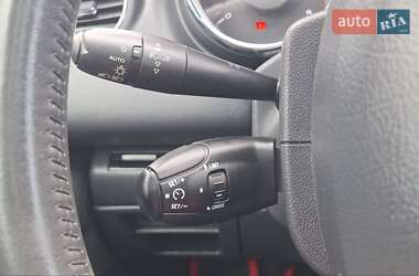 Позашляховик / Кросовер Peugeot 3008 2012 в 