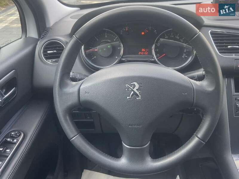 Внедорожник / Кроссовер Peugeot 3008 2014 в Стрые