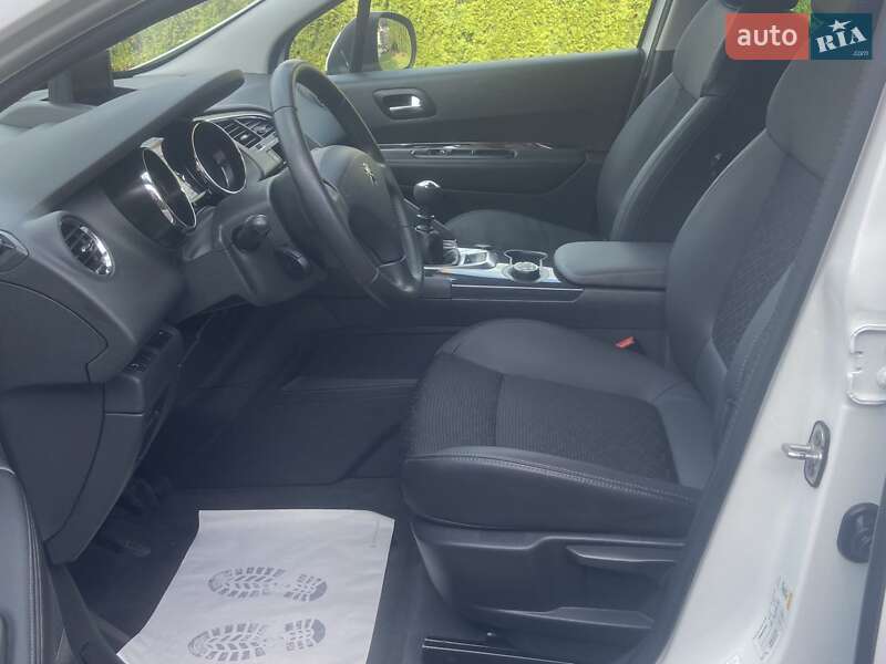 Внедорожник / Кроссовер Peugeot 3008 2014 в Стрые