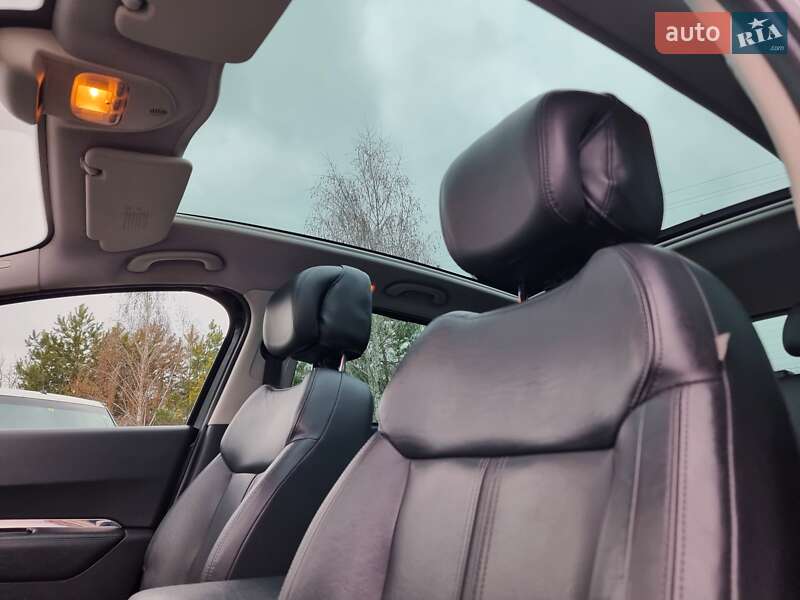 Позашляховик / Кросовер Peugeot 3008 2011 в Хмельницькому