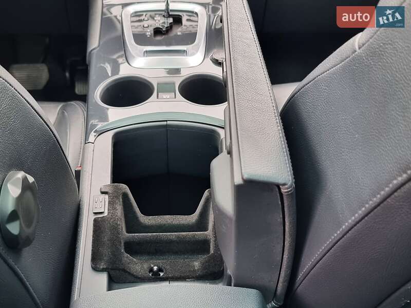 Позашляховик / Кросовер Peugeot 3008 2011 в Хмельницькому