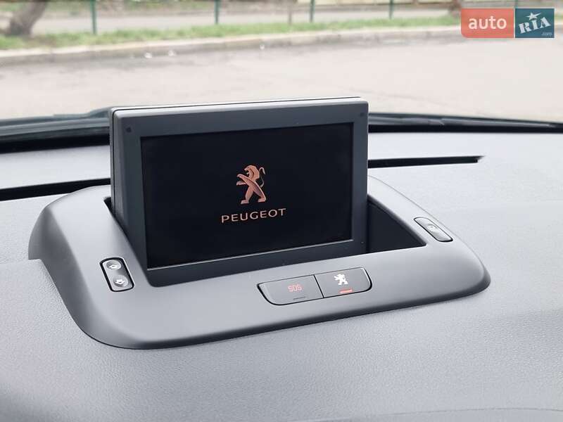 Позашляховик / Кросовер Peugeot 3008 2011 в Хмельницькому