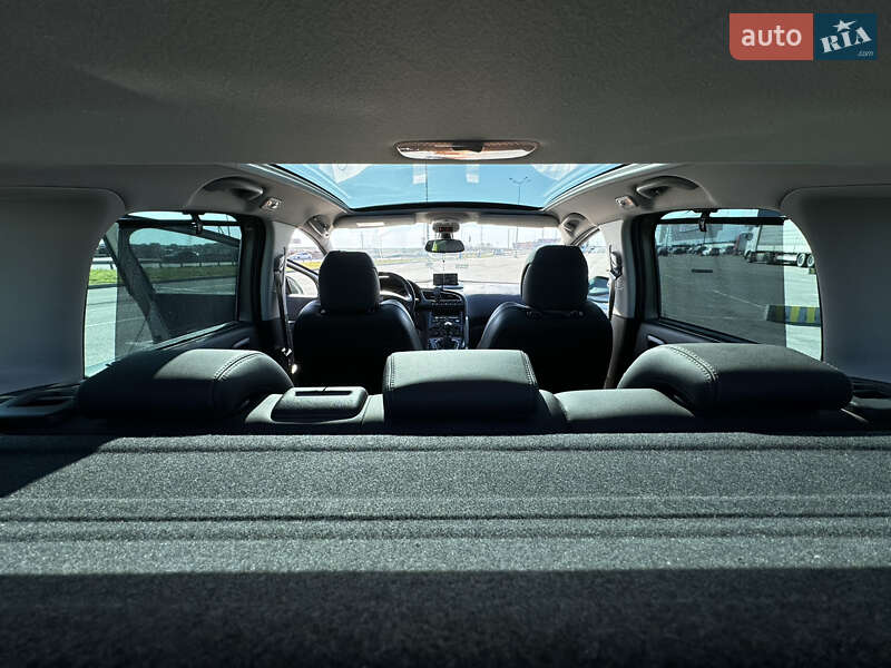 Позашляховик / Кросовер Peugeot 3008 2014 в Львові