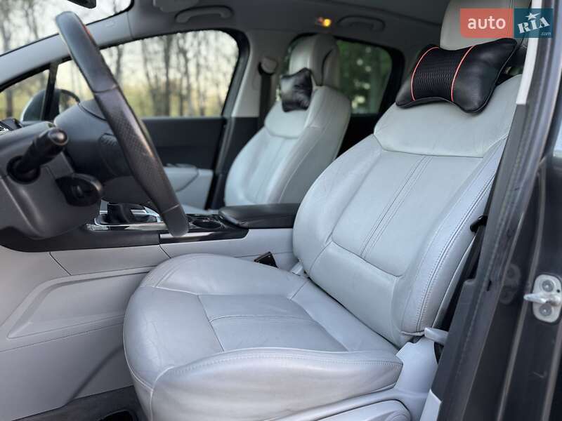 Внедорожник / Кроссовер Peugeot 3008 2010 в Староконстантинове