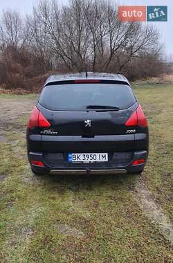 Позашляховик / Кросовер Peugeot 3008 2010 в 