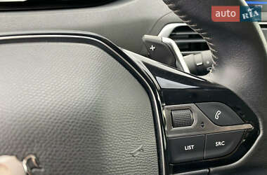 Внедорожник / Кроссовер Peugeot 3008 2021 в 