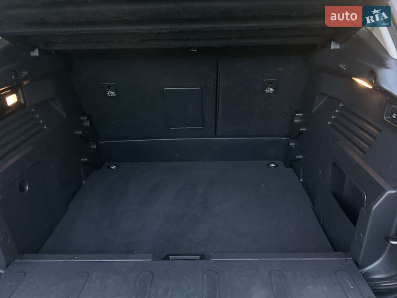 Позашляховик / Кросовер Peugeot 3008 2010 в Чернівцях