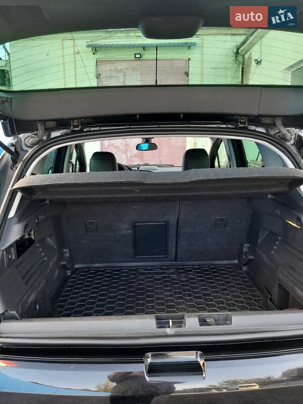 Внедорожник / Кроссовер Peugeot 3008 2012 в Каменец-Подольском