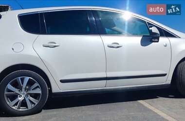 Внедорожник / Кроссовер Peugeot 3008 2013 в 