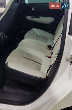 Внедорожник / Кроссовер Peugeot 3008 2013 в 