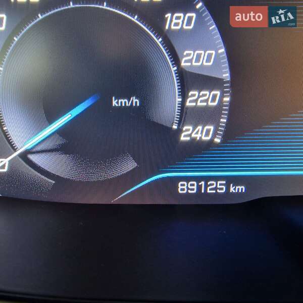 Позашляховик / Кросовер Peugeot 3008 2019 в Дніпрі