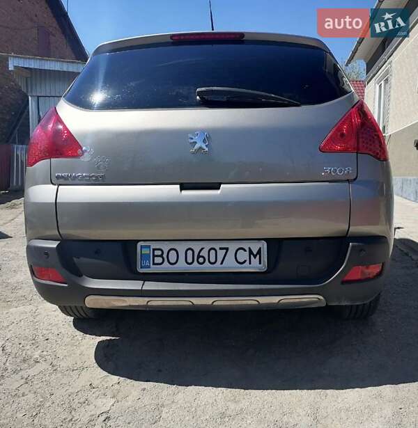 Позашляховик / Кросовер Peugeot 3008 2011 в Тернополі