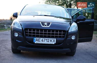 Внедорожник / Кроссовер Peugeot 3008 2013 в 