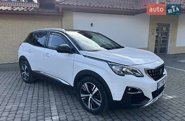 Позашляховик / Кросовер Peugeot 3008 2019 в 