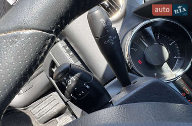 Позашляховик / Кросовер Peugeot 3008 2014 в 