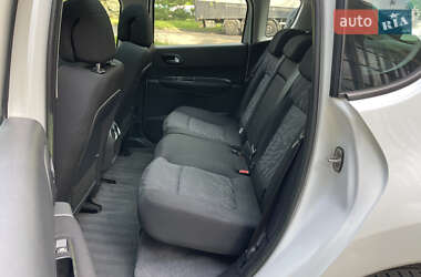 Внедорожник / Кроссовер Peugeot 3008 2011 в 