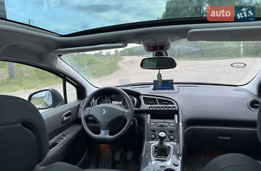 Позашляховик / Кросовер Peugeot 3008 2011 в 