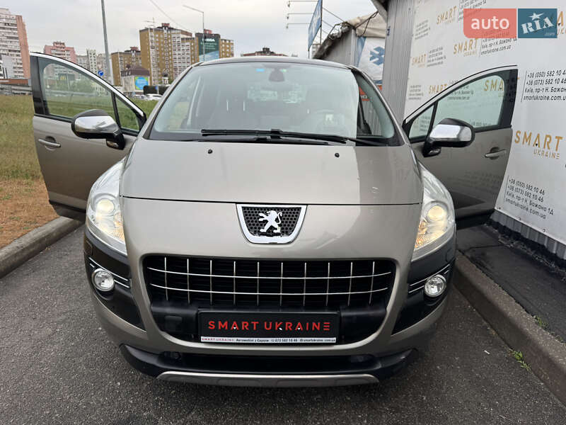 Внедорожник / Кроссовер Peugeot 3008 2012 в Киеве