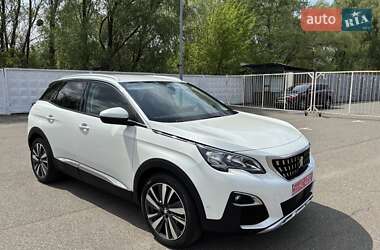 Позашляховик / Кросовер Peugeot 3008 2019 в 