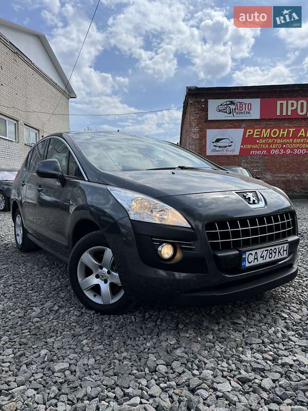 Позашляховик / Кросовер Peugeot 3008 2012 в 